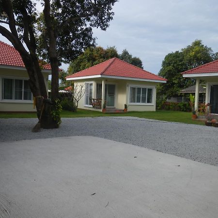 Pat'S Hideaway Bungalows Rayong Luaran gambar
