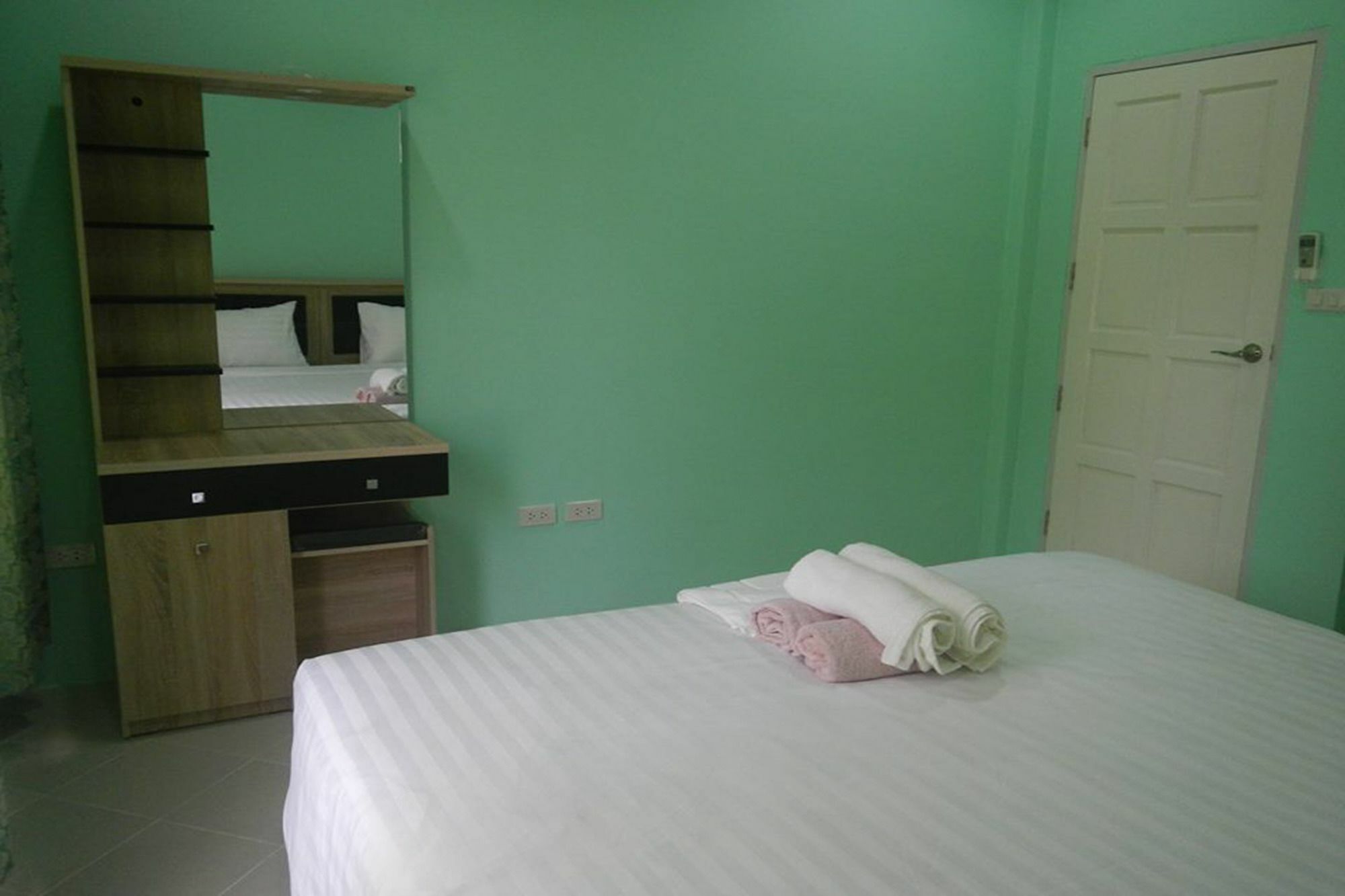Pat'S Hideaway Bungalows Rayong Luaran gambar